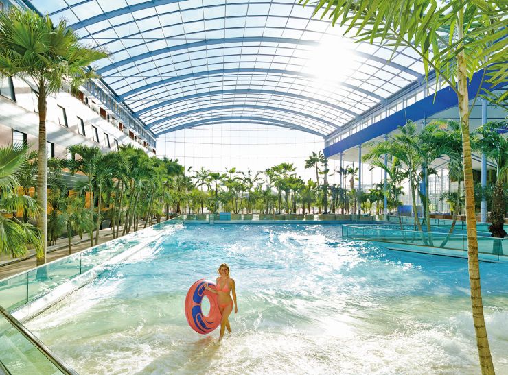 Foto: THERME ERDING, Wellenbad